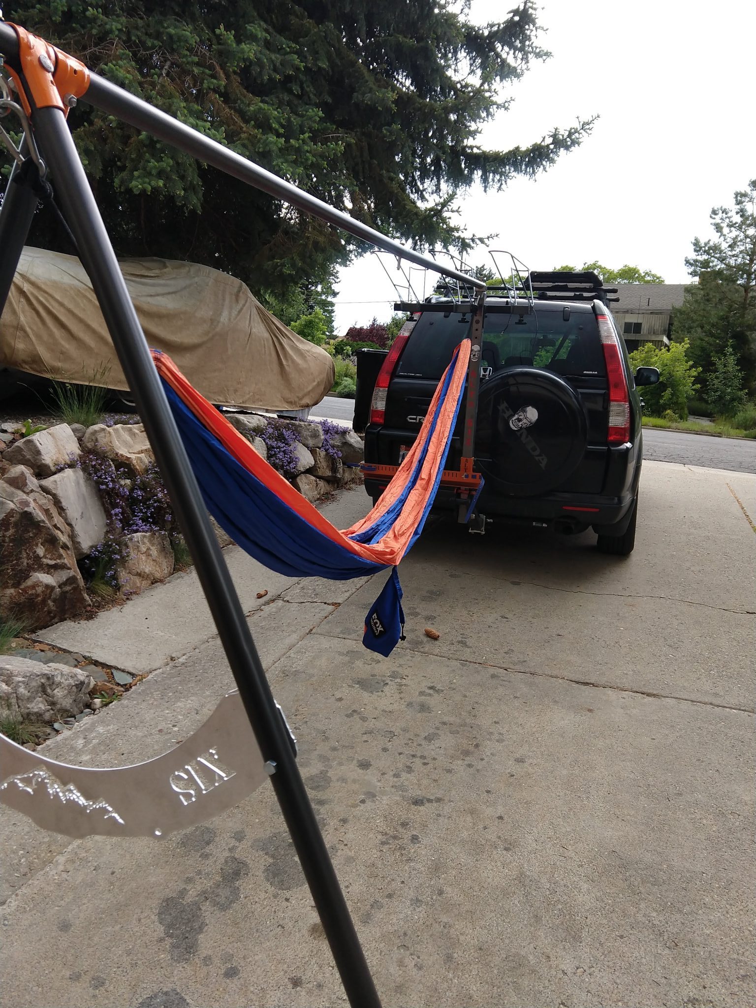 ALTA RACKS Expands Their Line of Highly Functional Hitch Racks.