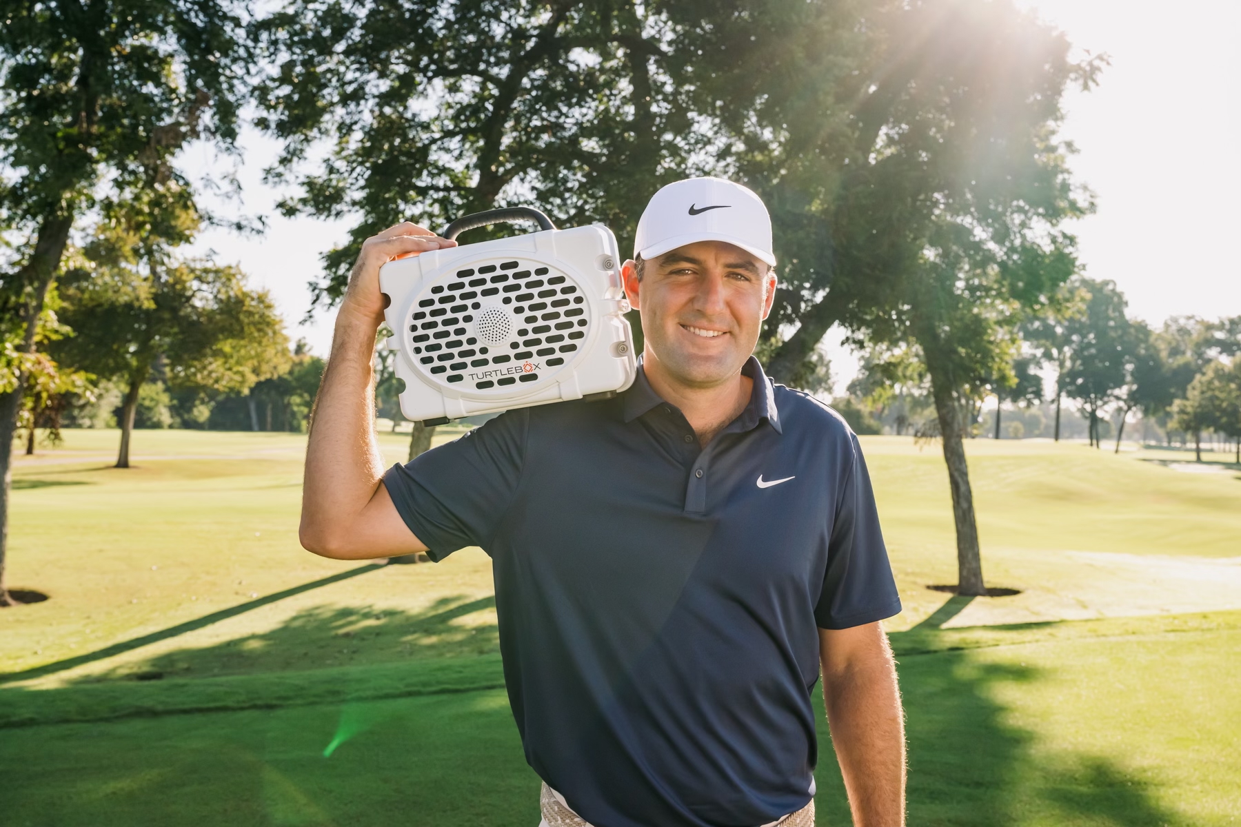Turtlebox Audio Partners with World Ranked #1 Golfer, Scottie Scheffle
